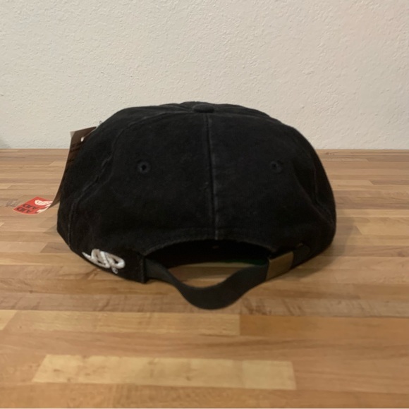 Brand New With Tags Vintage NFL Cleveland Browns Logo AJD Cap Adjustable Strap - Picture 4 of 8